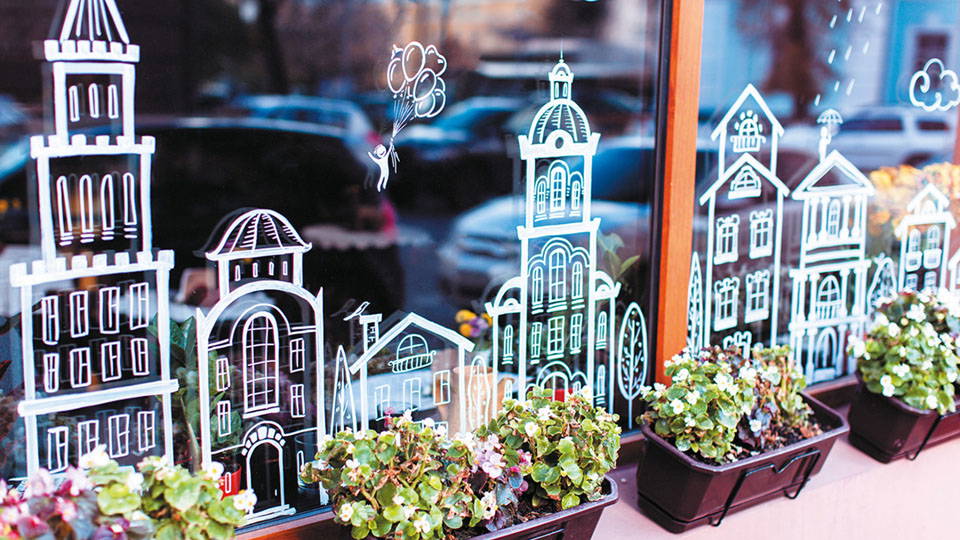 A window with multiple window graphics.